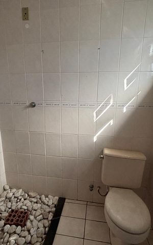 Casa à venda com 190m², 2 quartos e 1 vaga