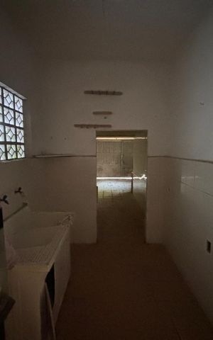 Casa à venda com 190m², 2 quartos e 1 vaga