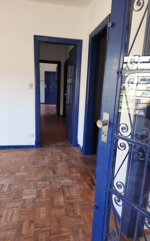 Casa para alugar com 170m², 3 quartos e 5 vagas Casa para alugar com 170m², 3 quartos e 5 vagasSala
