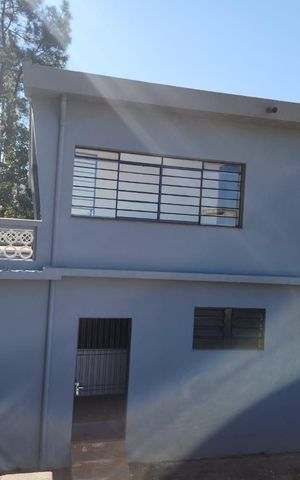Casa para alugar com 170m², 3 quartos e 5 vagas Casa para alugar com 170m², 3 quartos e 5 vagasFachada