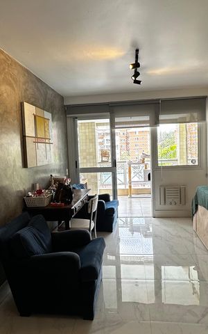 Apartamento à venda com 105m², 2 quartos e 1 vagaSala