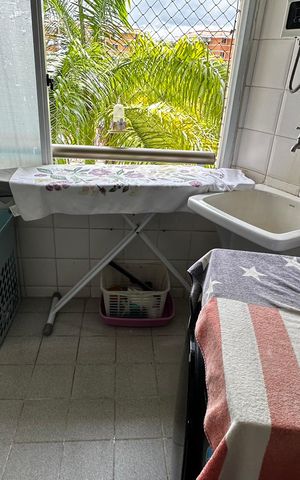 Apartamento à venda com 105m², 2 quartos e 1 vagaÁrea de Serviço