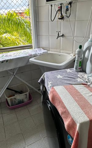 Apartamento à venda com 105m², 2 quartos e 1 vagaÁrea de Serviço