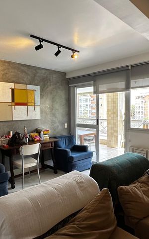 Apartamento à venda com 105m², 2 quartos e 1 vagaSala