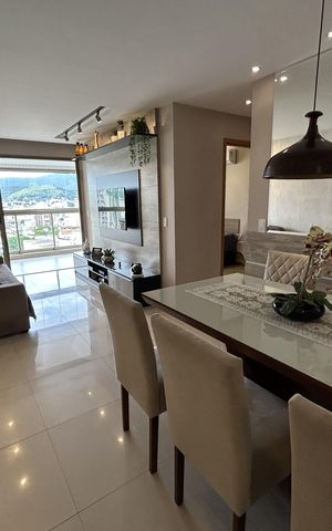 Apartamento à venda com 79m², 2 quartos e 1 vagaSala