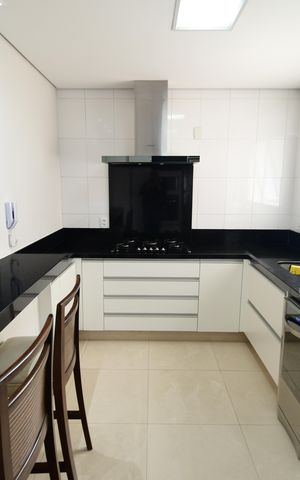 Apartamento para alugar com 113m², 2 quartos e 3 vagasCozinha