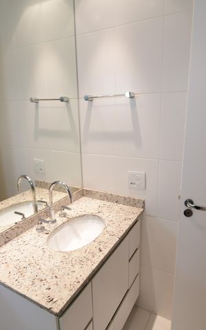 Apartamento para alugar com 113m², 2 quartos e 3 vagasBanheiro Suíte