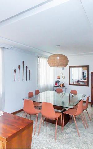 Apartamento à venda com 163m², 4 quartos e 2 vagas Apartamento à venda com 163m², 4 quartos e 2 vagasSala de jantar