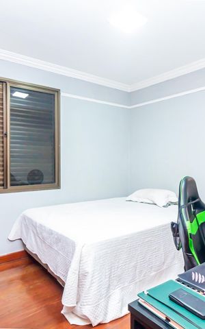 Apartamento à venda com 163m², 4 quartos e 2 vagas Apartamento à venda com 163m², 4 quartos e 2 vagasSuíte