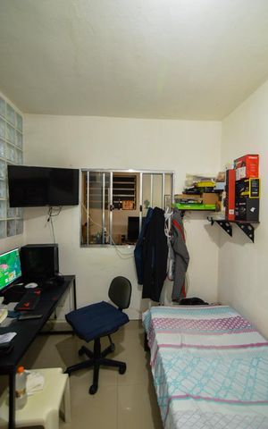 Casa à venda com 676m², 4 quartos e 5 vagasQuarto  - Casa 2