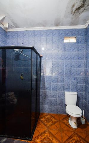 Casa à venda com 676m², 4 quartos e 5 vagasBanheiro