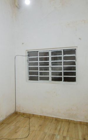 Casa à venda com 676m², 4 quartos e 5 vagasSala - Casa 4