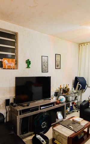 Casa à venda com 676m², 4 quartos e 5 vagasSala - Casa 2