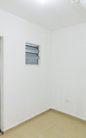 Casa à venda com 676m², 4 quartos e 5 vagasÁrea de Serviço  - Casa 3