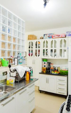 Casa à venda com 676m², 4 quartos e 5 vagasCozinha - Casa 2