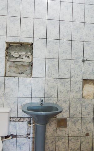 Casa à venda com 676m², 4 quartos e 5 vagasBanheiro - Casa 3