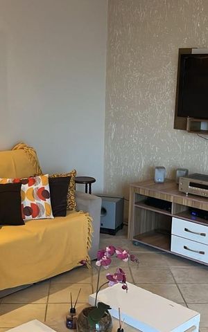 Casa para alugar com 217m², 4 quartos e 3 vagas Casa para alugar com 217m², 4 quartos e 3 vagasSala