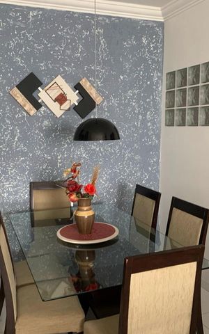 Casa para alugar com 217m², 4 quartos e 3 vagas Casa para alugar com 217m², 4 quartos e 3 vagasSala de jantar