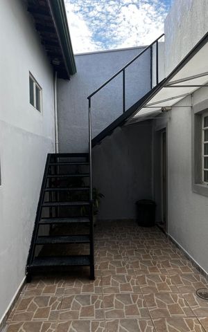 Casa para alugar com 217m², 4 quartos e 3 vagas Casa para alugar com 217m², 4 quartos e 3 vagasÁrea externa