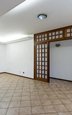 Casa à venda com 230m², 4 quartos e 2 vagasSala