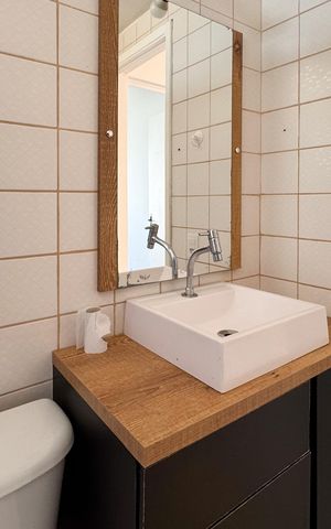 Apartamento à venda com 65m², 2 quartos e 1 vaga Apartamento à venda com 65m², 2 quartos e 1 vagaBanheiro Social