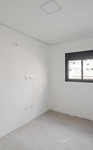 Apartamento à venda com 112m², 2 quartos e 2 vagas Apartamento à venda com 112m², 2 quartos e 2 vagasSuíte