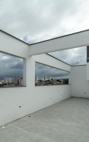 Casa de condomínio à venda com 130m², 2 quartos e 2 vagas Casa de condomínio à venda com 130m², 2 quartos e 2 vagasCobertura