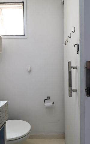 Apartamento à venda com 48m², 2 quartos e 1 vaga Apartamento à venda com 48m², 2 quartos e 1 vagaBanheiro