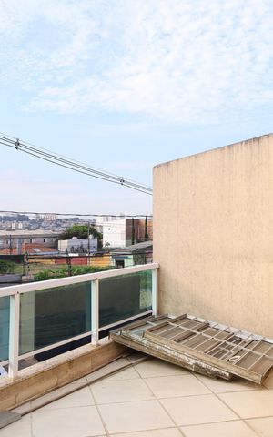 Casa à venda com 360m², 3 quartos e 2 vagasVaranda