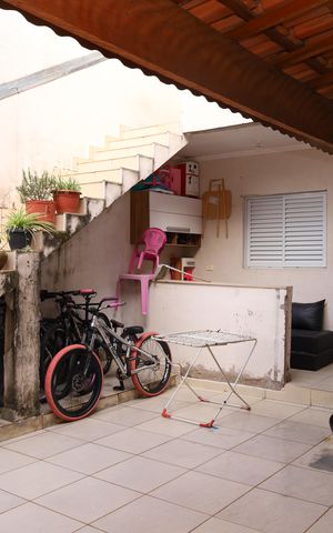 Casa à venda com 360m², 3 quartos e 2 vagasQuintal