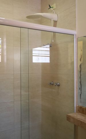 Casa à venda com 360m², 3 quartos e 2 vagasBanheiro 1 - Suíte