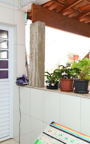 Casa à venda com 360m², 3 quartos e 2 vagasÁrea de Serviço