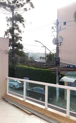 Casa à venda com 360m², 3 quartos e 2 vagasVaranda