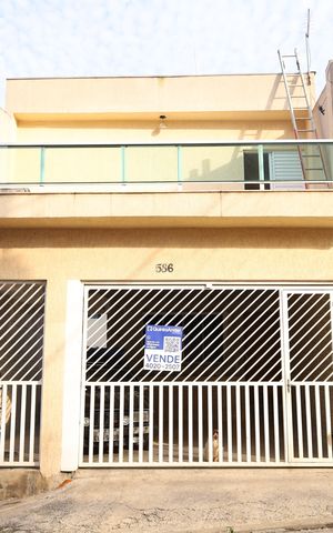 Casa à venda com 360m², 3 quartos e 2 vagasFachada do imóvel