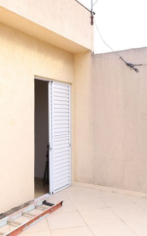 Casa à venda com 360m², 3 quartos e 2 vagasVaranda