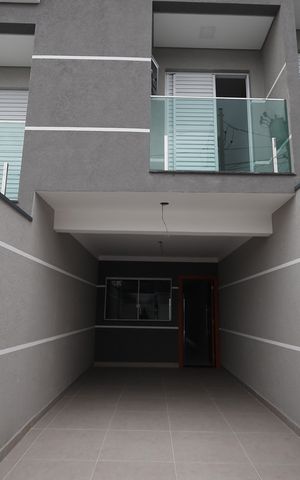 Casa à venda com 122m², 3 quartos e 2 vagasGaragem