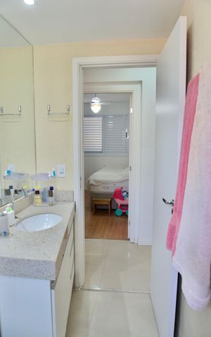 Apartamento para alugar com 69m², 3 quartos e 2 vagas Apartamento para alugar com 69m², 3 quartos e 2 vagasBanheiro Social