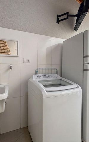 Casa à venda com 101m², 3 quartos e 2 vagas Casa à venda com 101m², 3 quartos e 2 vagasÁrea de Serviço