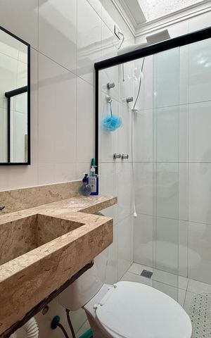 Casa à venda com 101m², 3 quartos e 2 vagas Casa à venda com 101m², 3 quartos e 2 vagasBanheiro Social
