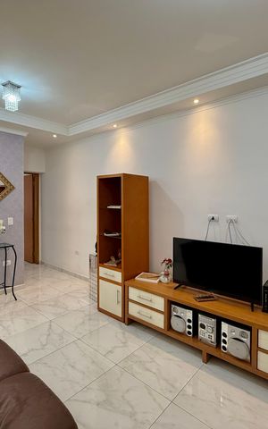 Casa à venda com 101m², 3 quartos e 2 vagas Casa à venda com 101m², 3 quartos e 2 vagasSala