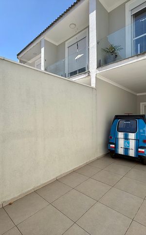 Casa à venda com 101m², 3 quartos e 2 vagas Casa à venda com 101m², 3 quartos e 2 vagasGaragem