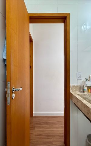 Casa à venda com 101m², 3 quartos e 2 vagas Casa à venda com 101m², 3 quartos e 2 vagasBanheiro Social