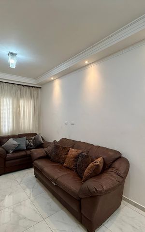 Casa à venda com 101m², 3 quartos e 2 vagas Casa à venda com 101m², 3 quartos e 2 vagasSala