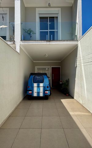Casa à venda com 101m², 3 quartos e 2 vagas Casa à venda com 101m², 3 quartos e 2 vagasGaragem