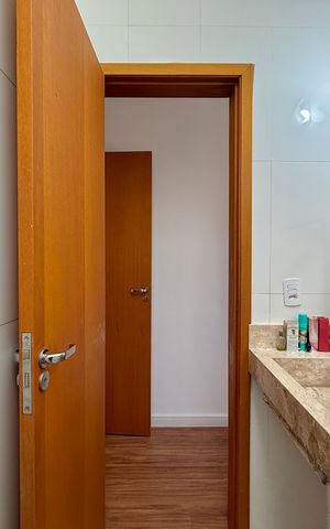 Casa à venda com 101m², 3 quartos e 2 vagas Casa à venda com 101m², 3 quartos e 2 vagasBanheiro Suíte