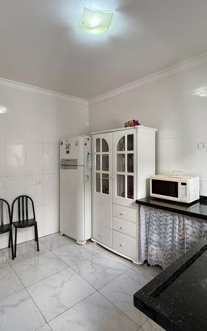 Casa à venda com 101m², 3 quartos e 2 vagas Casa à venda com 101m², 3 quartos e 2 vagasCozinha