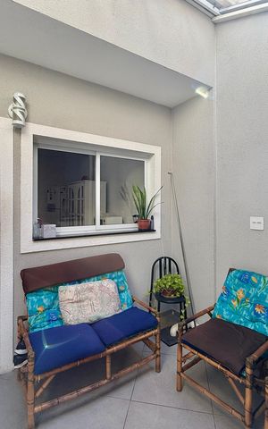 Casa à venda com 101m², 3 quartos e 2 vagas Casa à venda com 101m², 3 quartos e 2 vagasQuintal