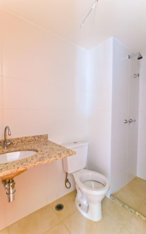 Apartamento à venda com 60m², 2 quartos e 1 vaga Apartamento à venda com 60m², 2 quartos e 1 vagaBanheiro da Suíte
