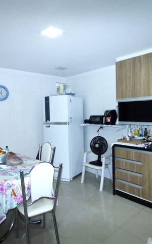 Casa à venda com 157m², 2 quartos e 2 vagasCozinha