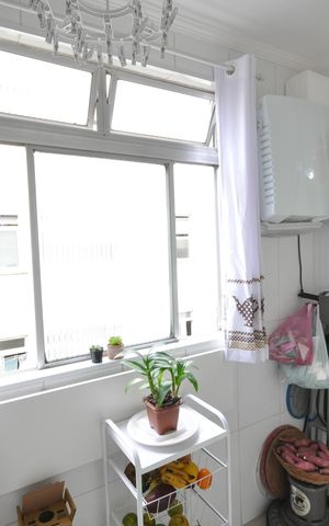 Apartamento à venda com 52m², 3 quartos e 1 vagaÁrea de Serviço